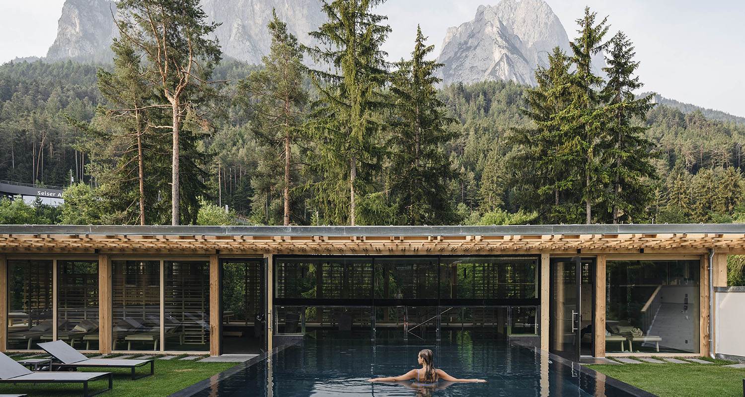 Sensoria Dolomites_Badehaus © BRANDNAMIC (11) Header